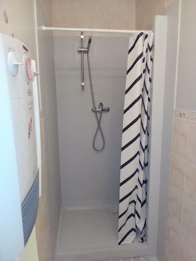Chambres Et Gite Peyroutas " Camille" Vignonet St Emilion المظهر الخارجي الصورة