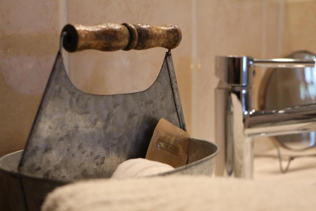 Chambres Et Gite Peyroutas " Camille" Vignonet St Emilion المظهر الخارجي الصورة